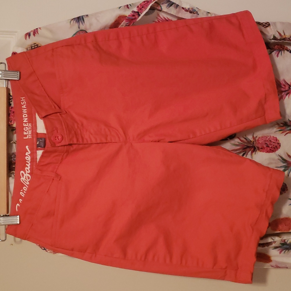 Eddie Bauer legendary wash curvy shorts